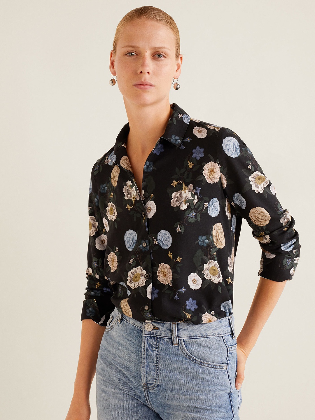

MANGO Women Black & Beige Floral Print Casual Shirt
