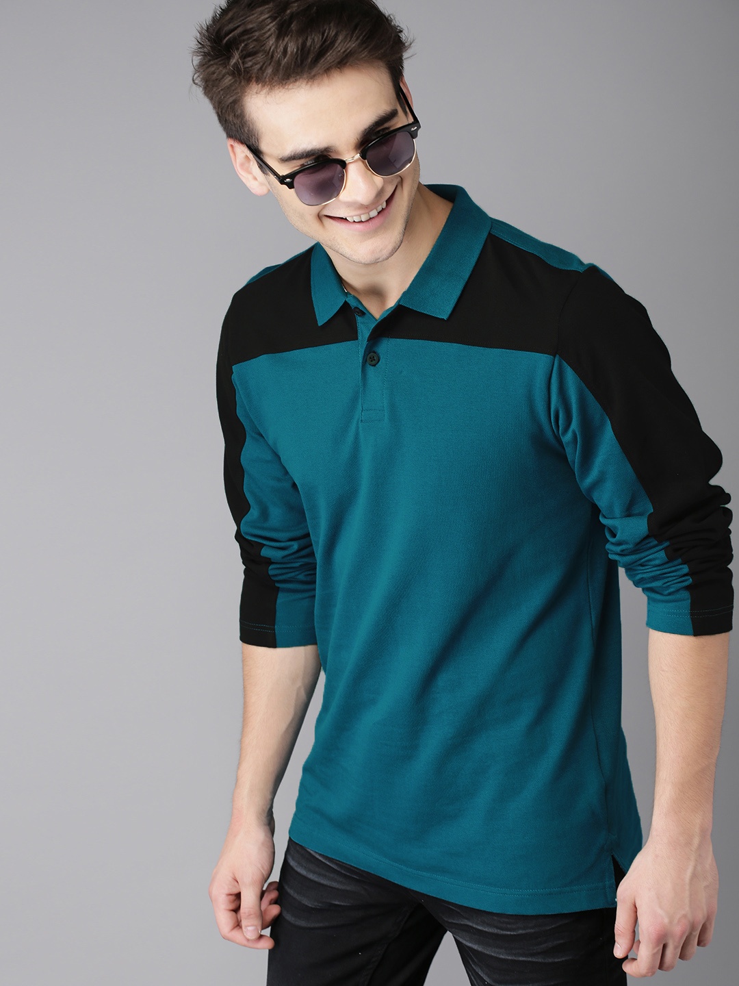 

HERENOW Men Teal Blue Solid Polo Collar Pure Cotton T-shirt