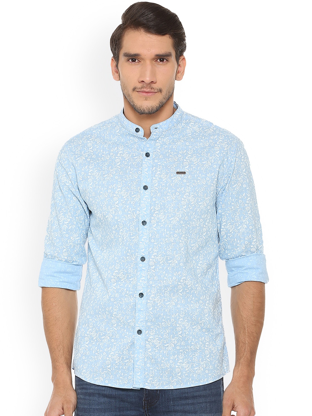 

People Men Blue & White Regular Fit Printed Casual Shirt