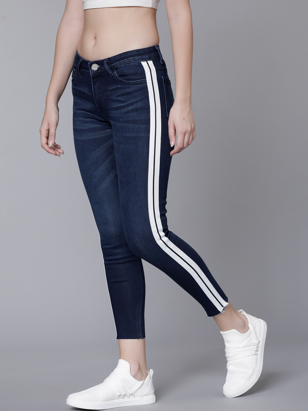 

Tokyo Talkies Women Navy Blue Super Skinny Fit Mid-Rise Clean Look Stretchable Jeans