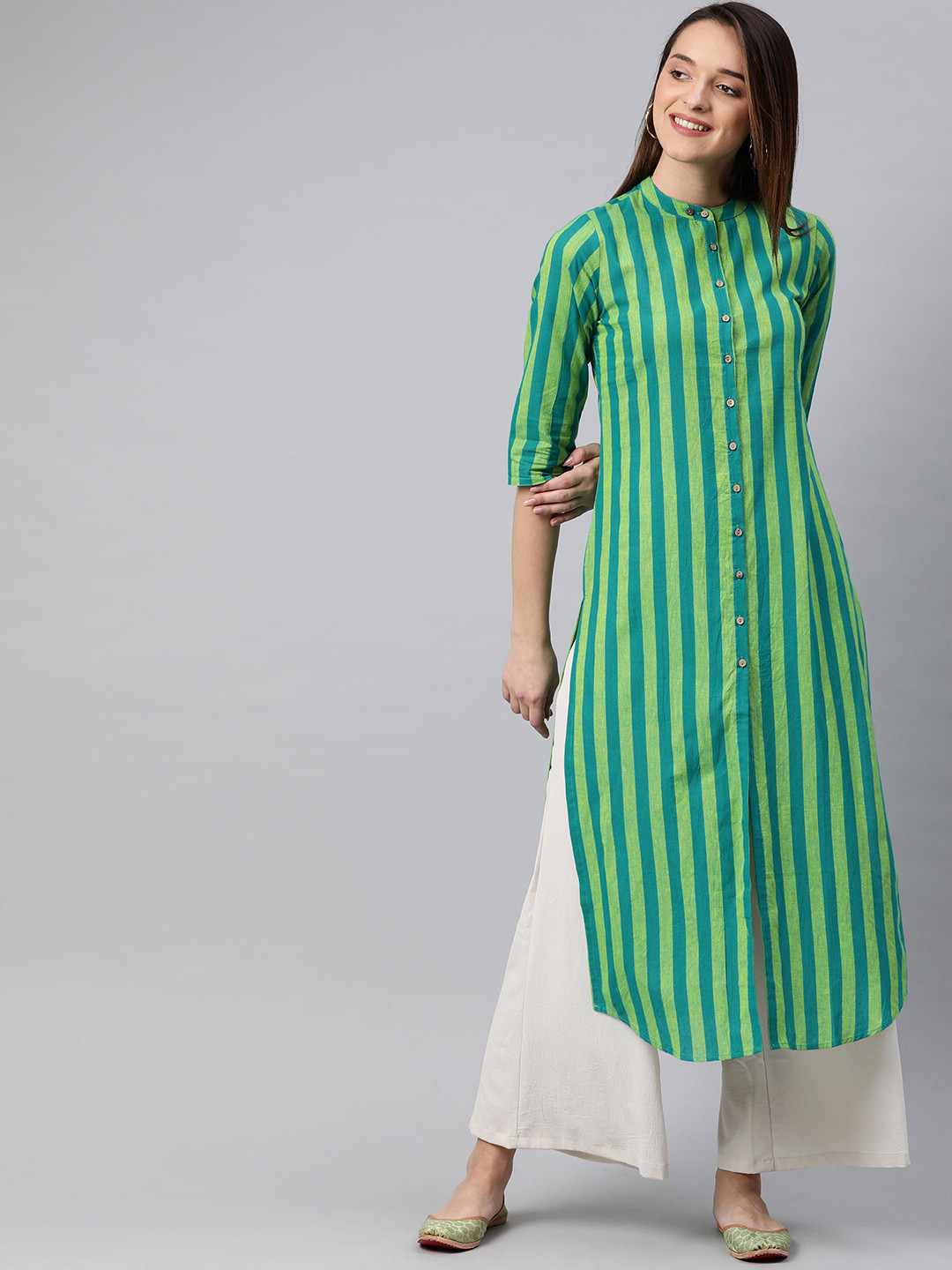 

Vishudh Women Green Striped Straight Kurta