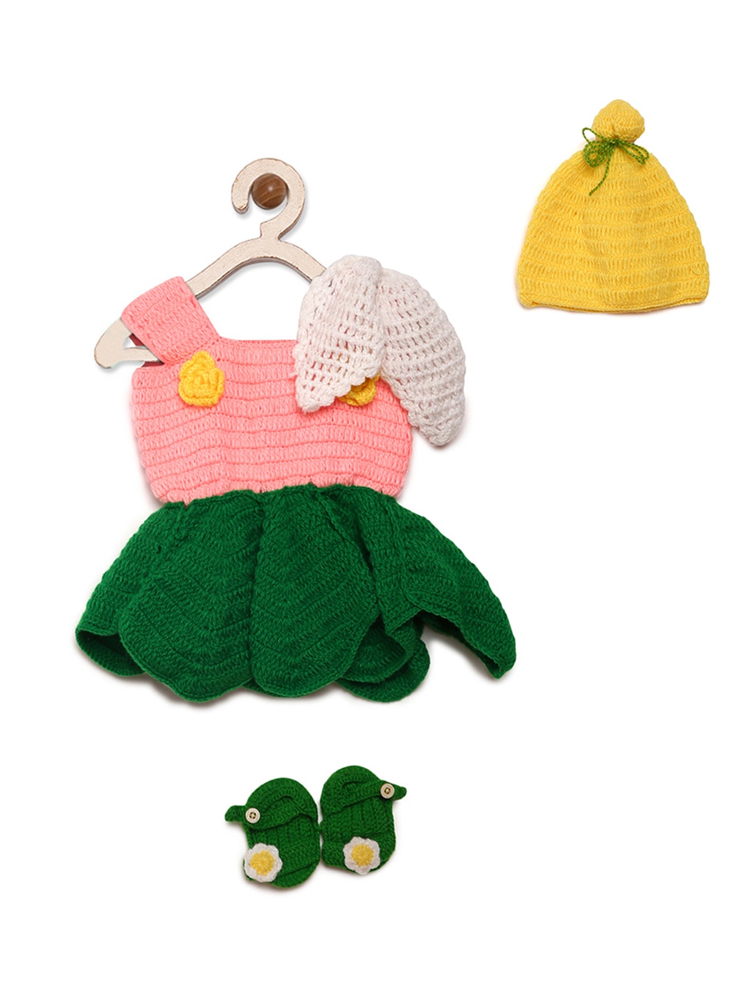 

CHUTPUT Girls Green Solid Fit and Flare Dress