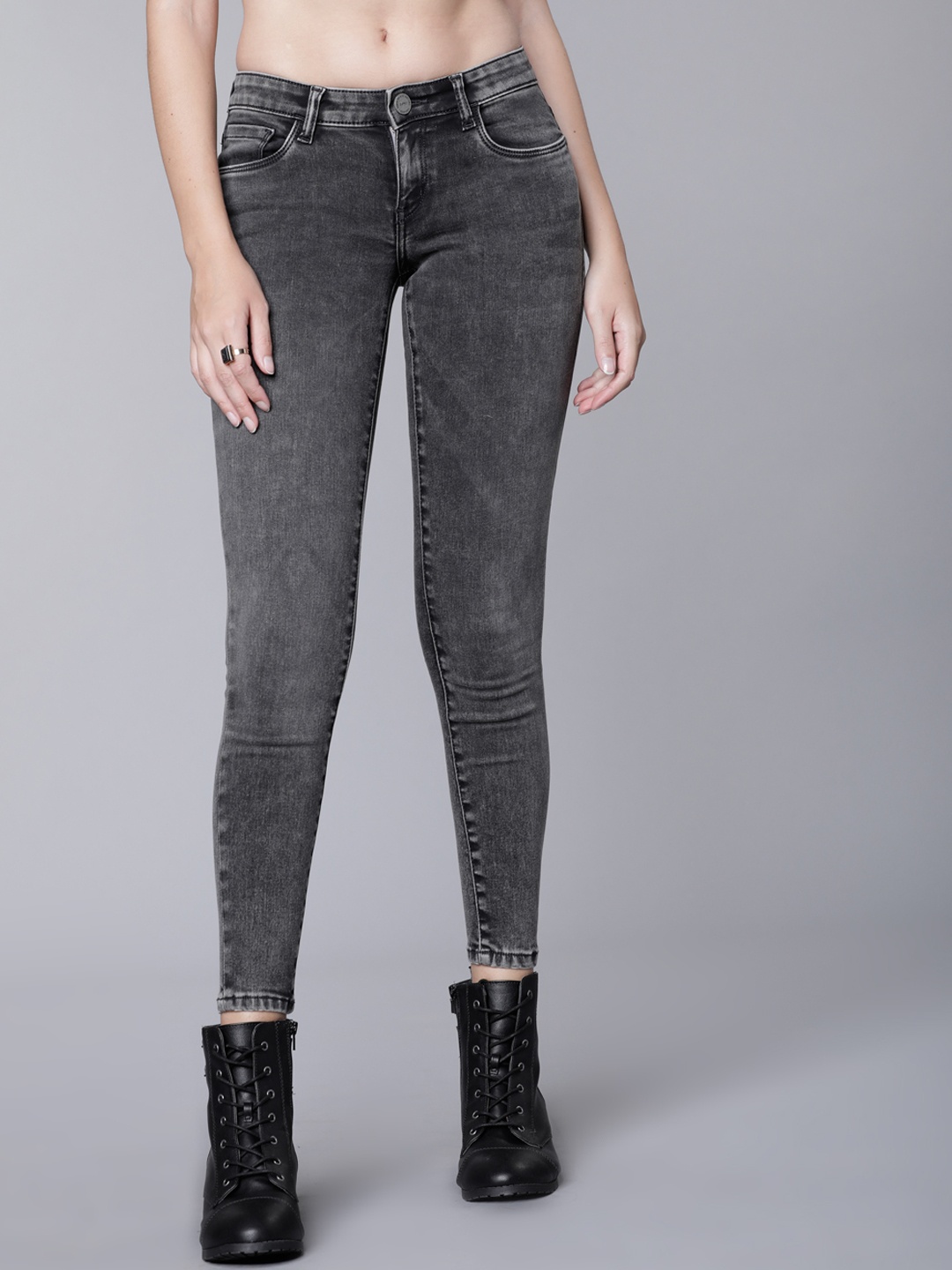 

Tokyo Talkies Women Charcoal Super Skinny Fit Mid-Rise Clean Look Stretchable Jeans