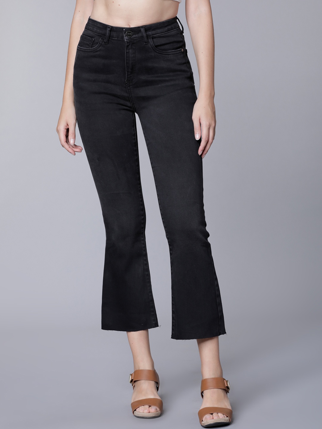 

Tokyo Talkies Women Black Flared Mid-Rise Clean Look Stretchable Jeans