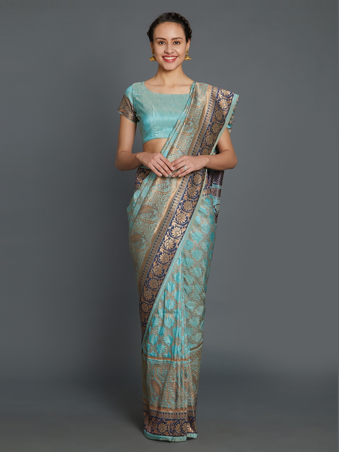 

Mitera Sea Green Silk Blend Woven Design Kanjeevaram Saree