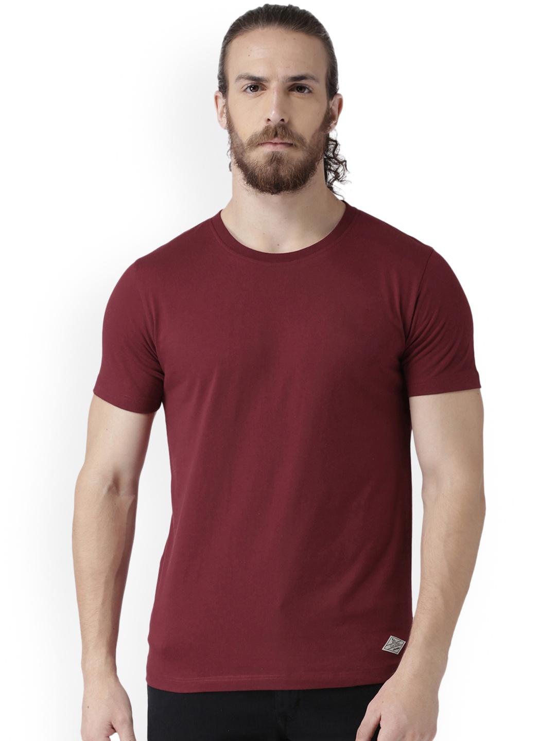 

GRIFFEL Men Maroon Solid Round Neck T-shirt