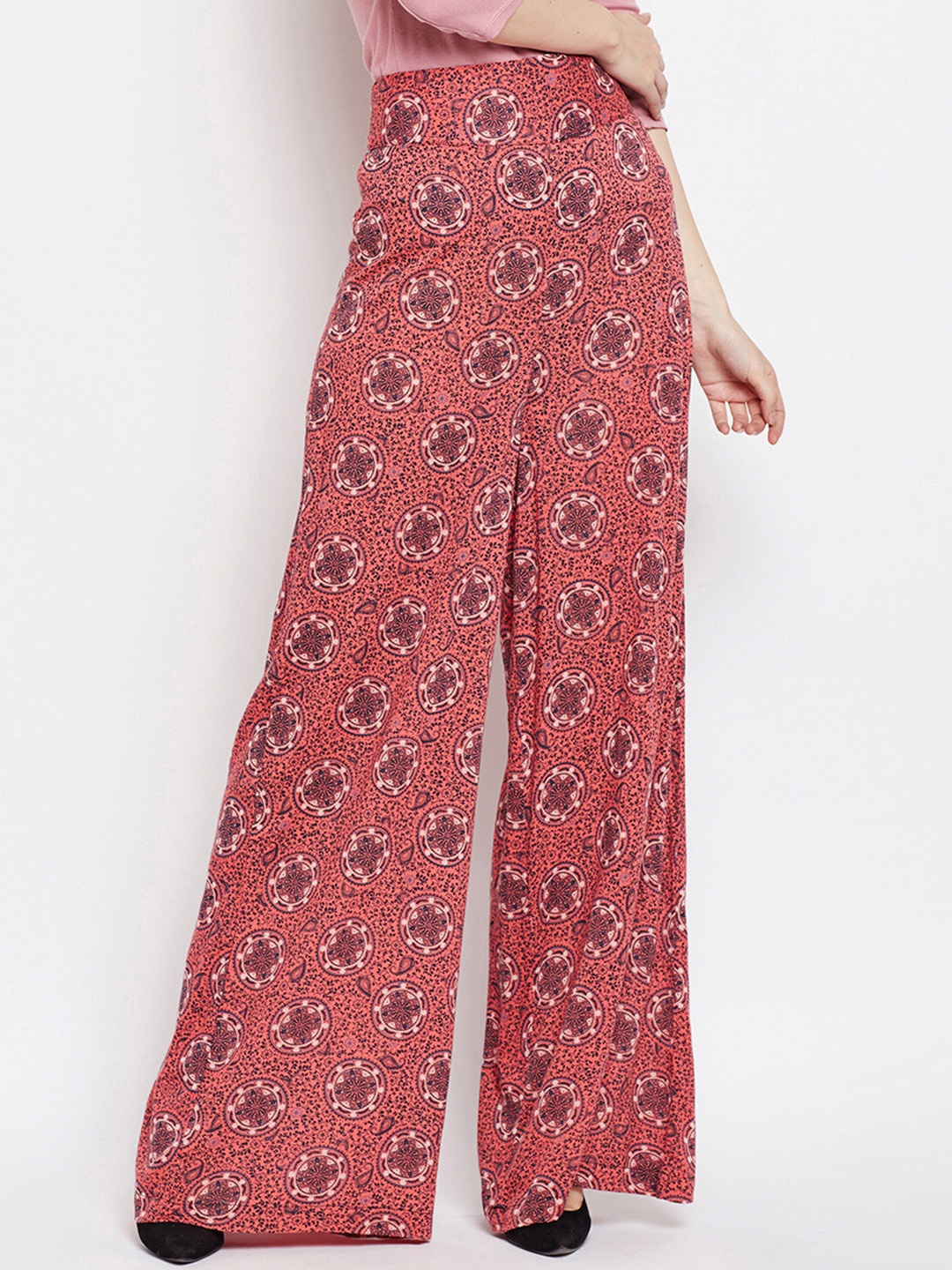 

Oxolloxo Women Pink Flared Printed Palazzos