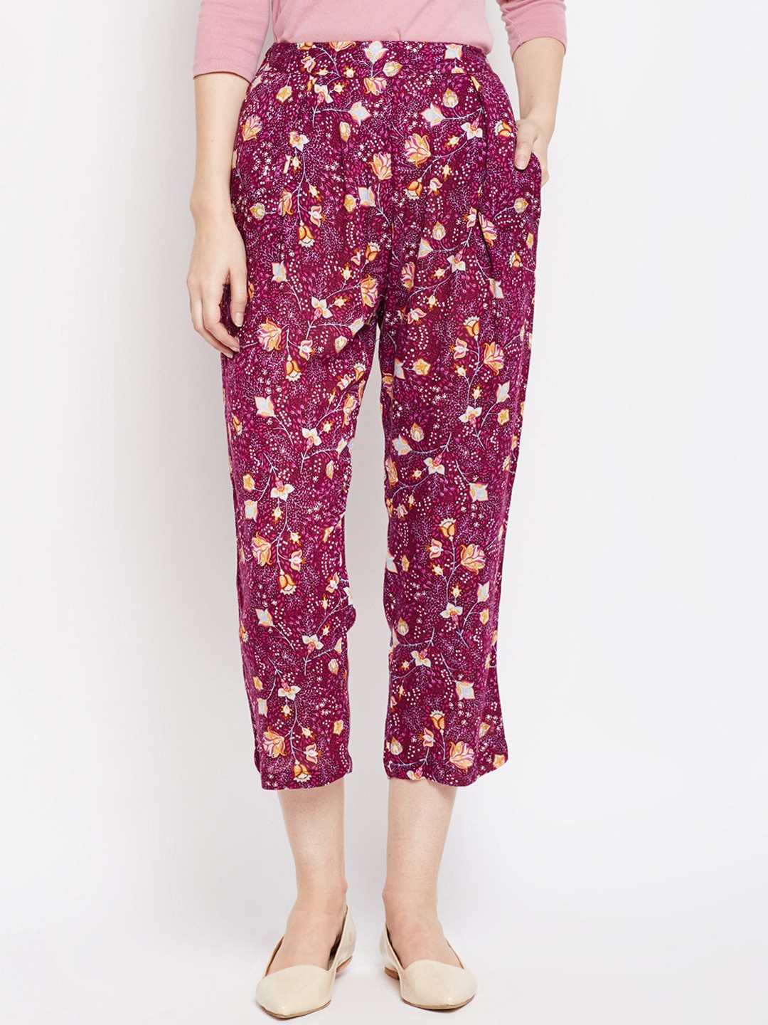 

Oxolloxo Women Purple Regular Fit Printed Regular Trousers