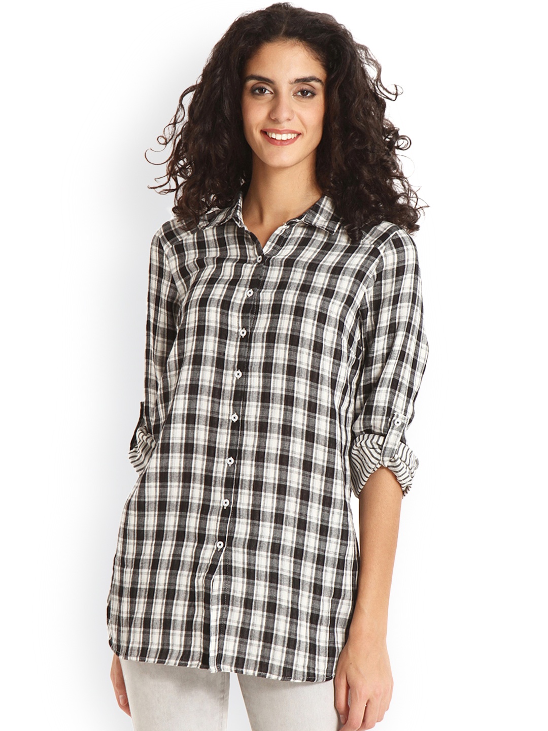 

Gipsy Women Black & White Regular Fit Checked Casual Shirt