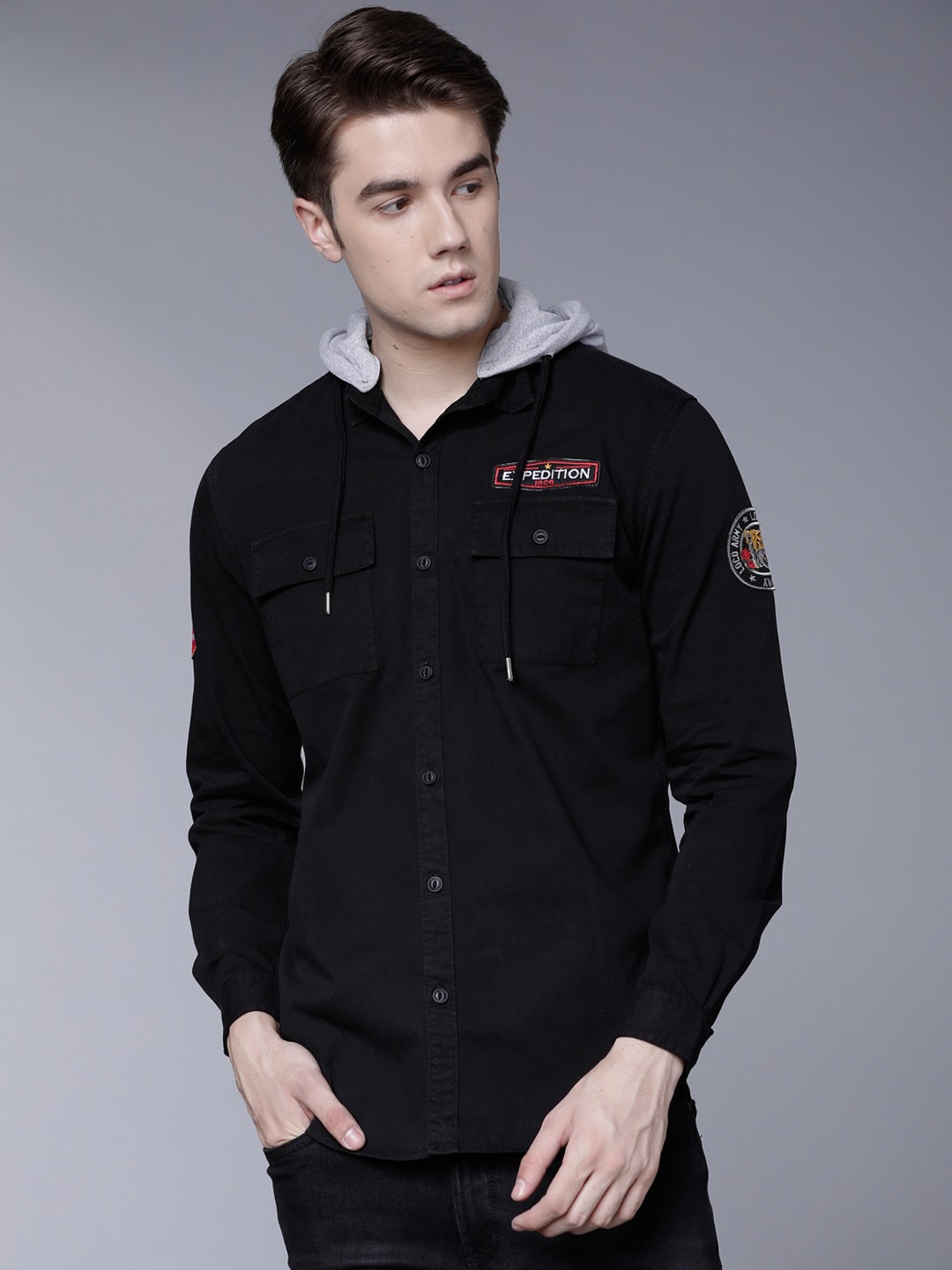 

LOCOMOTIVE Men Black Slim Fit Solid Casual Shirt