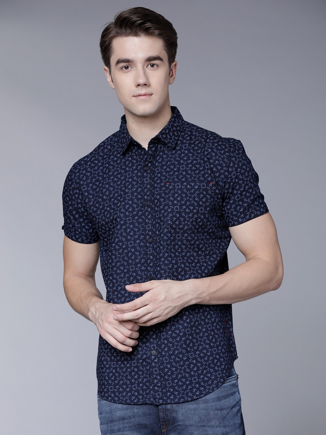 

LOCOMOTIVE Men Navy Blue Slim Fit Printed Casual Shirt