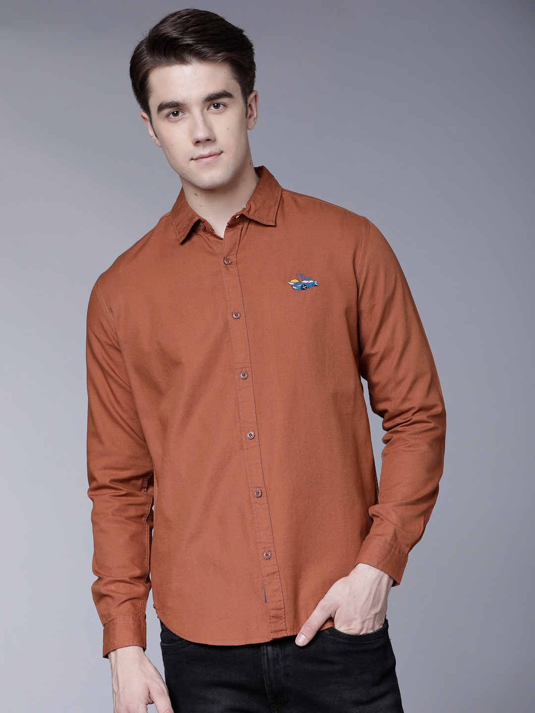 

LOCOMOTIVE Men Rust Brown Slim Fit Solid Casual Shirt