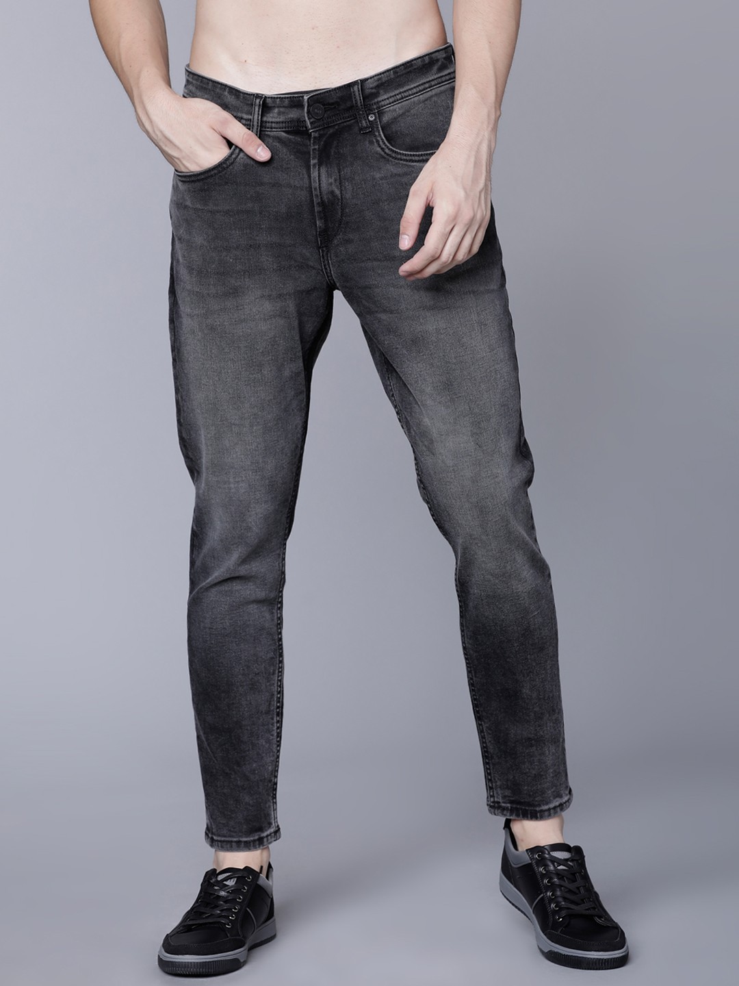 

LOCOMOTIVE Men Black Tapered Fit Mid-Rise Clean Look Stretchable Jeans
