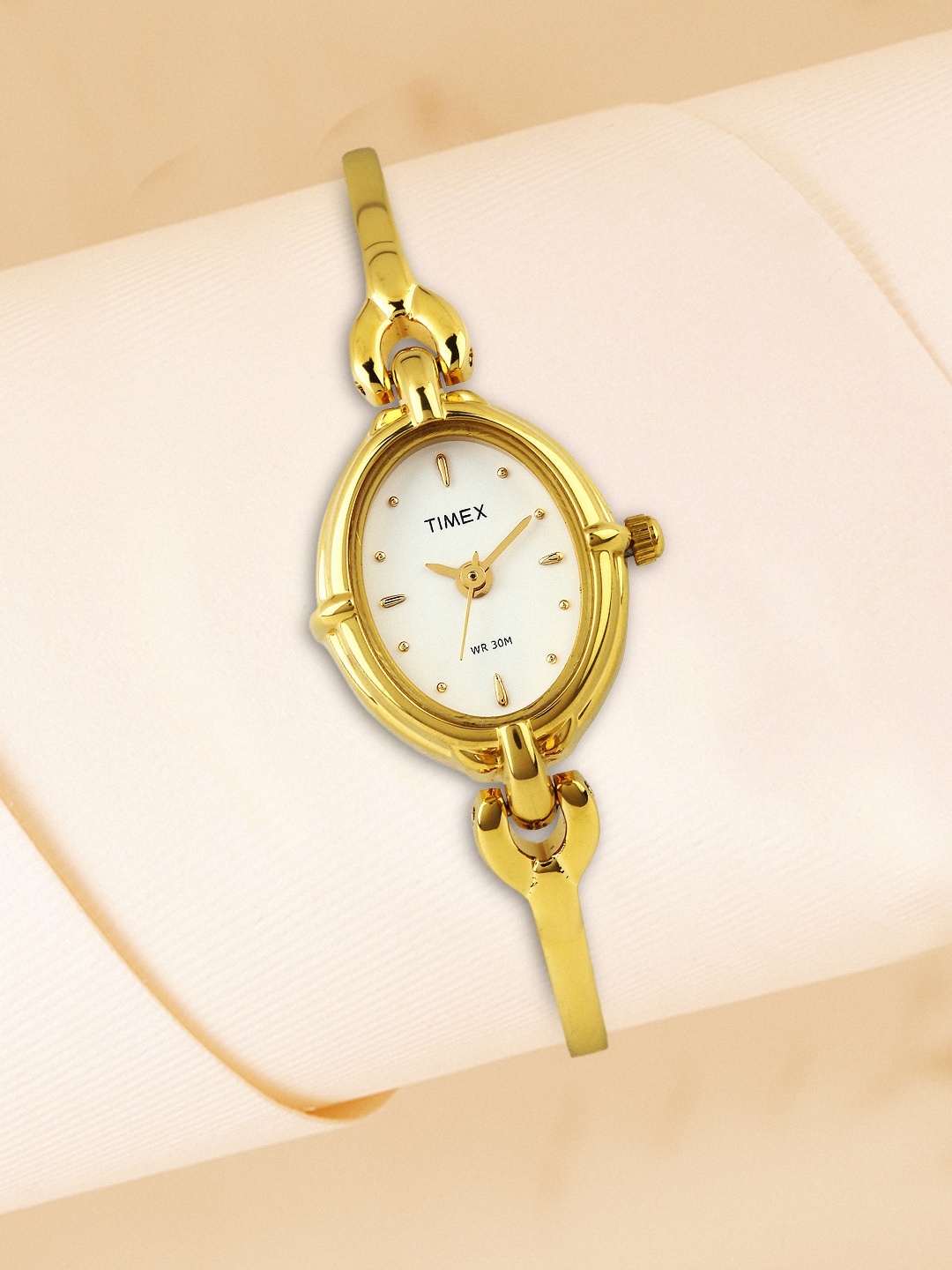 

Timex Women White Analogue Watch - LK04