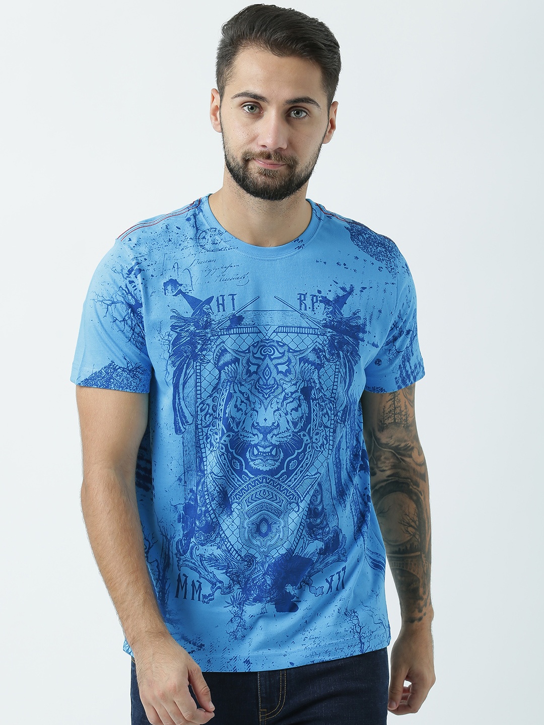 

Huetrap Men Blue Printed Round Neck T-shirt