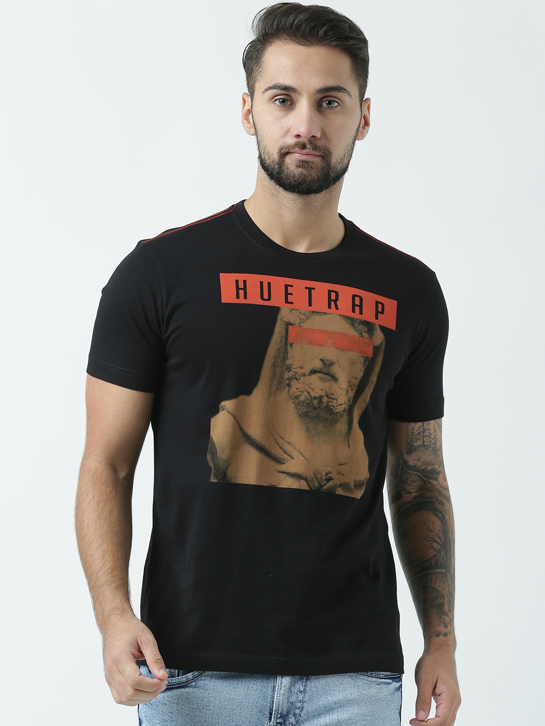 

Huetrap Men Black Printed Round Neck T-shirt