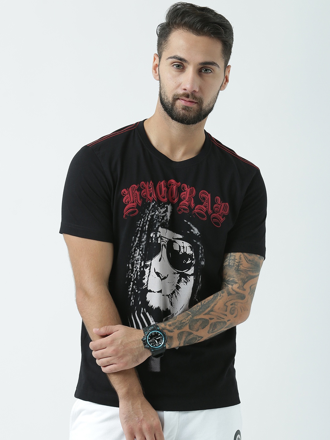

Huetrap Men Black Printed Round Neck T-shirt