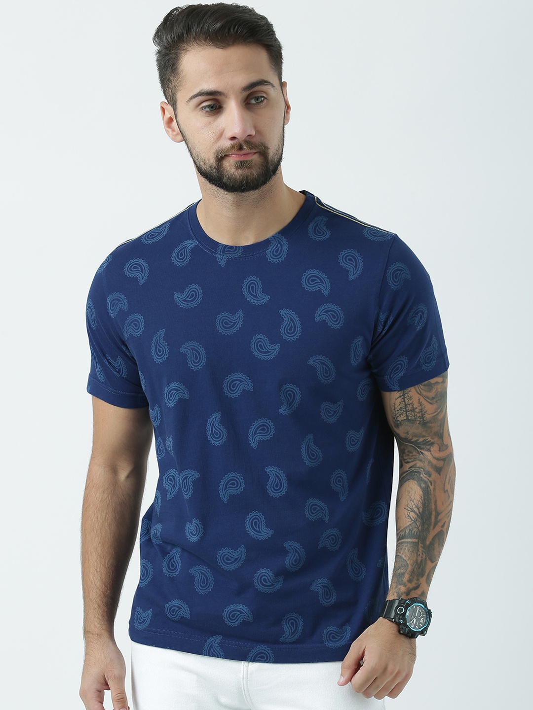 

Huetrap Men Navy Blue Printed Round Neck T-shirt