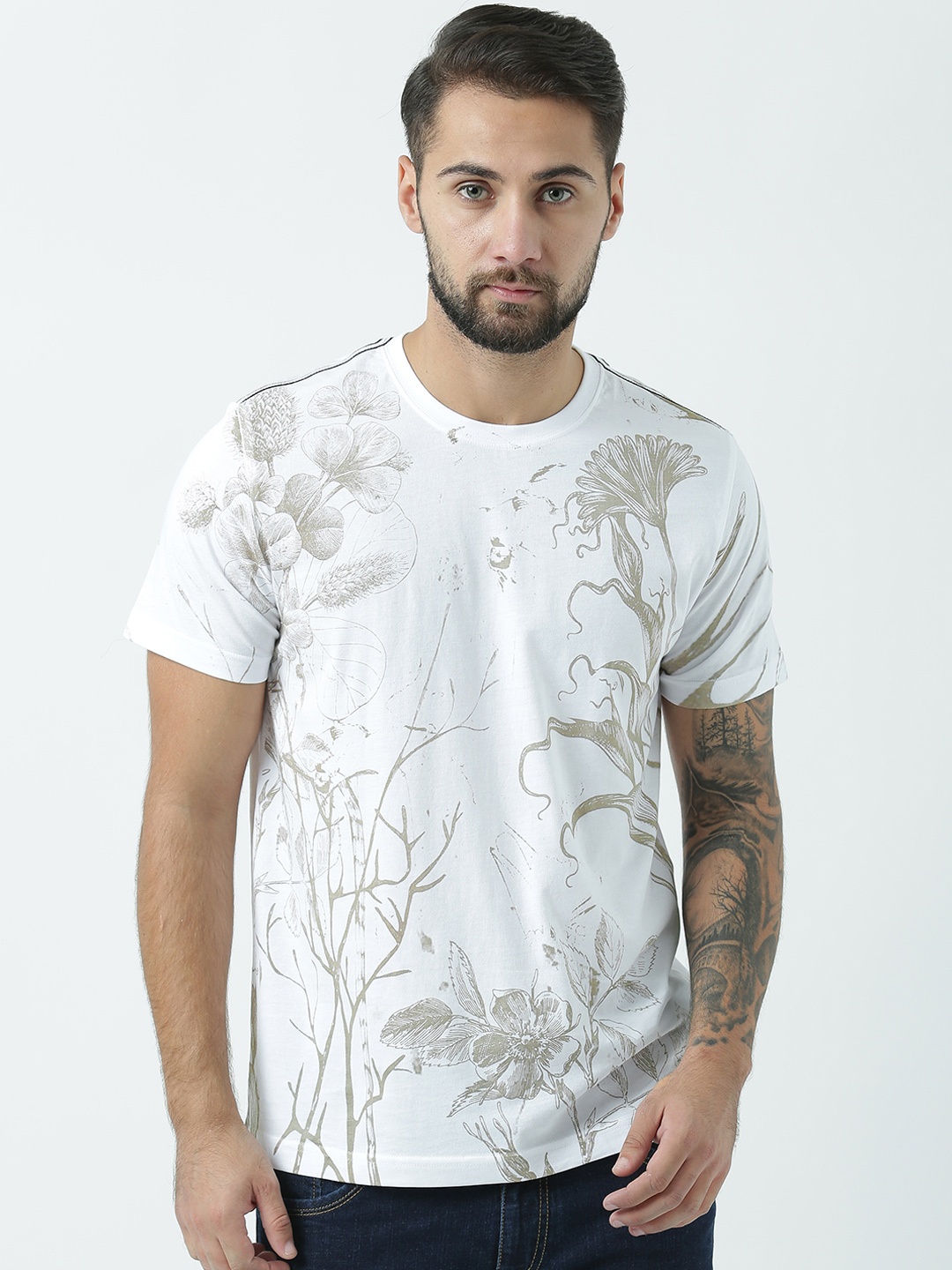 Huetrap Men White Printed Round Neck T-shirt