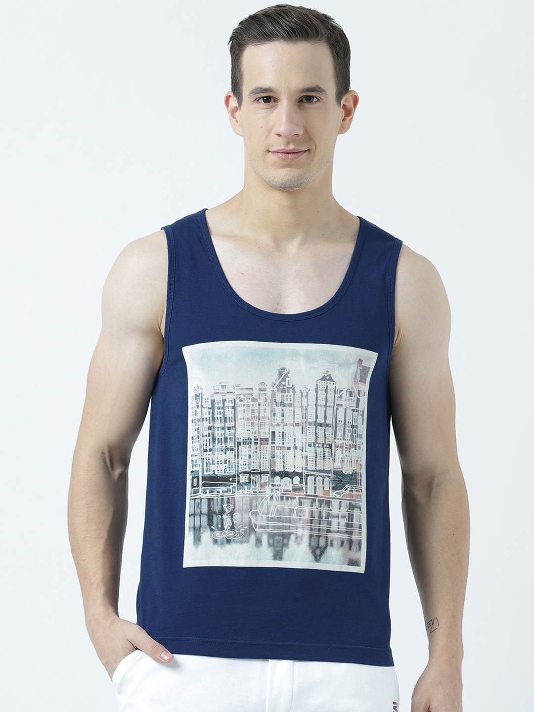 Huetrap Men Navy Blue Printed Scoop Neck Sleeveless T-shirt