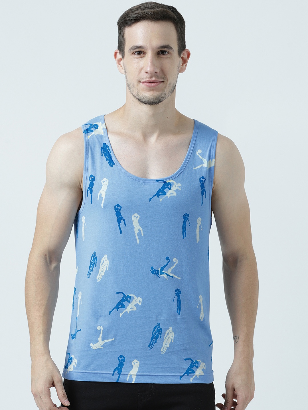 

Huetrap Men Blue Printed Scoop Neck Sleeveless T-shirt