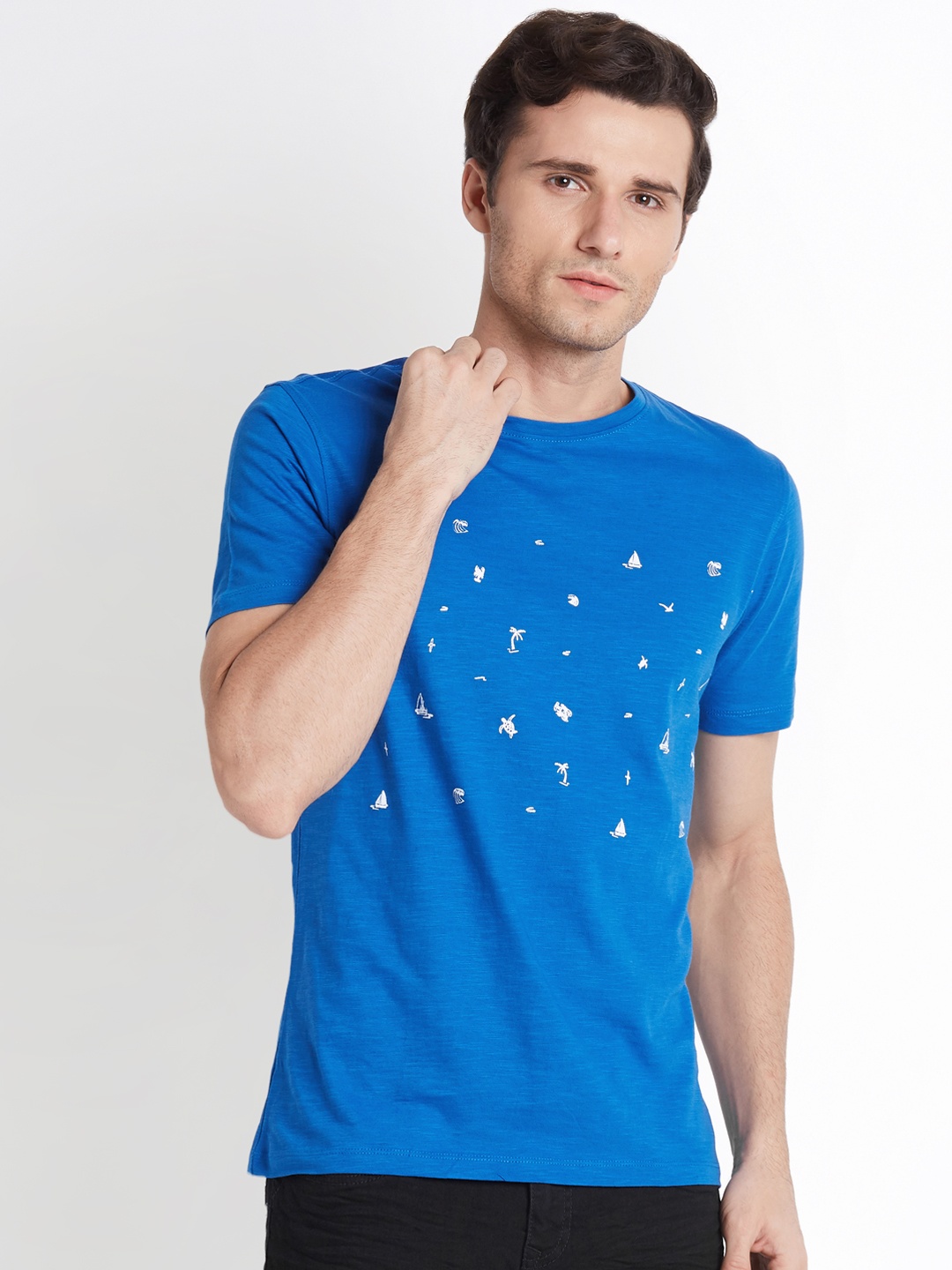 

Urban Ranger by pantaloons Men Blue Printed Round Neck T-shirt