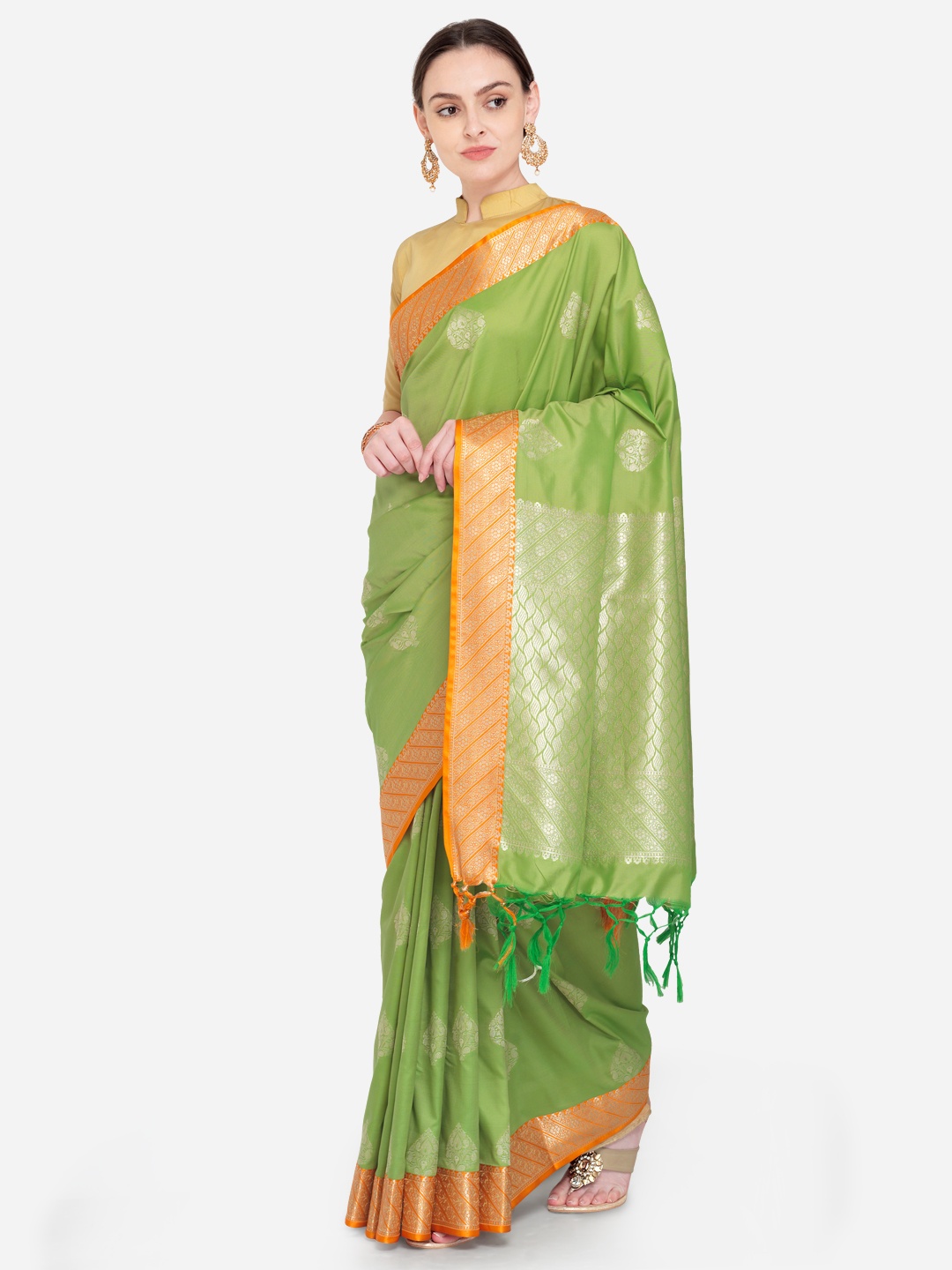 

Varkala Silk Sarees Green Silk Blend Woven Design Banarasi Saree