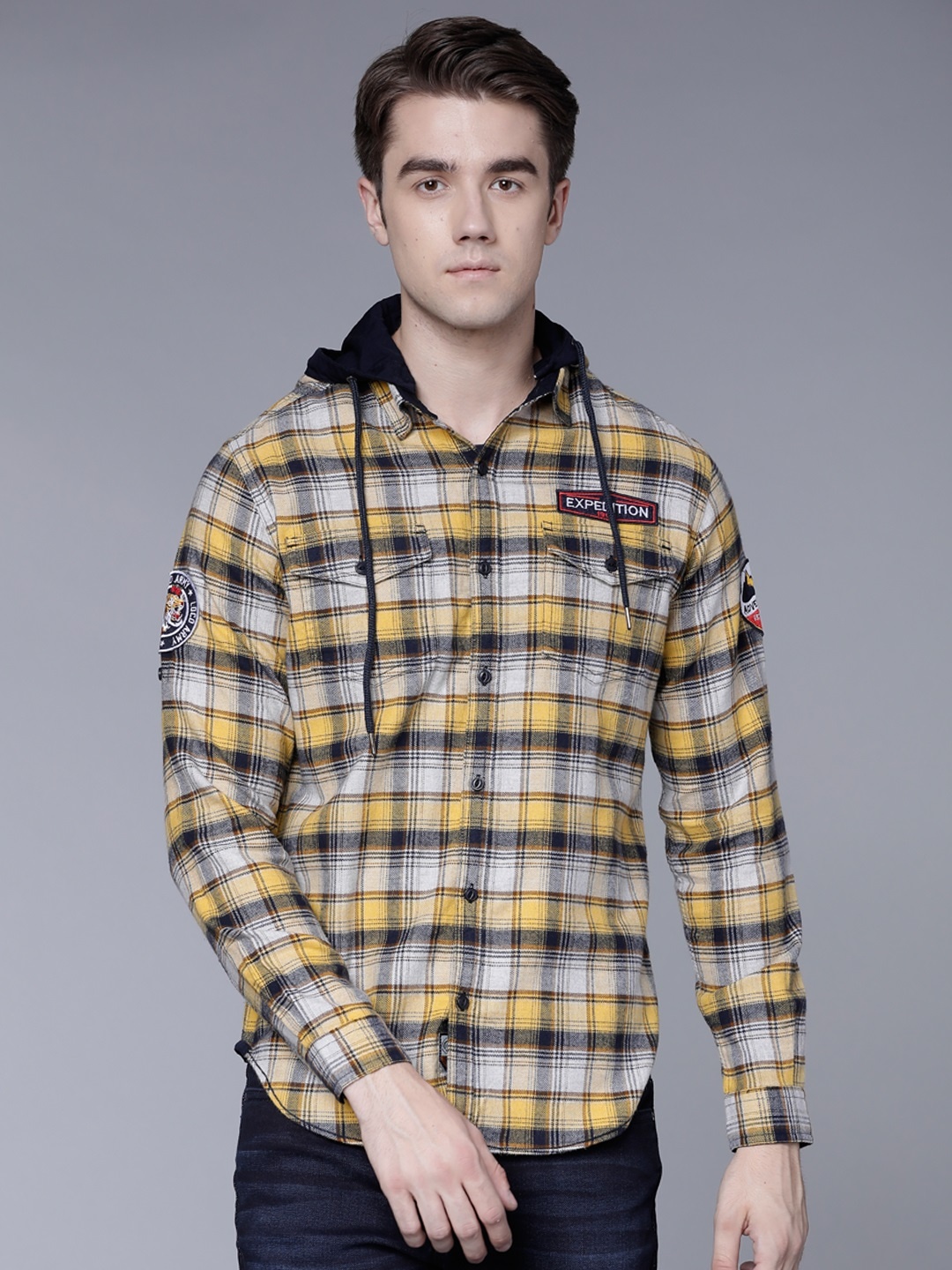 

LOCOMOTIVE Men Yellow & Off-White Slim Fit Checked Casual Shirt