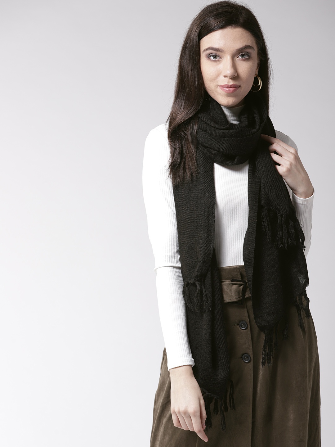 

Style Quotient Women Black Solid Stole