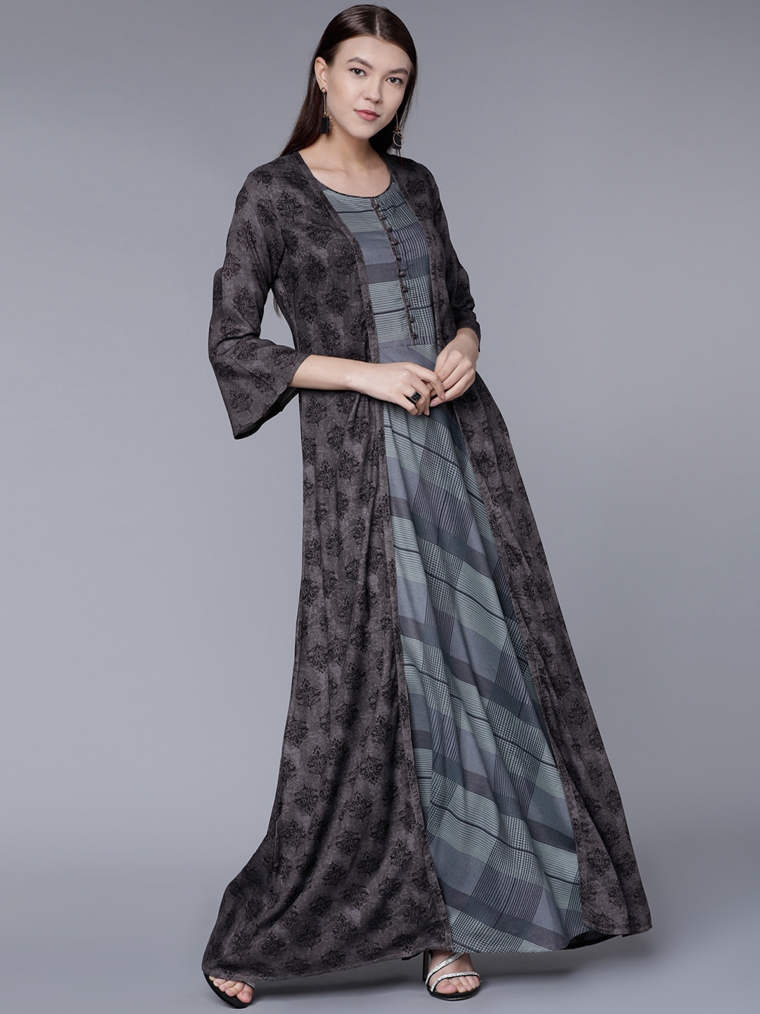 

Vishudh Women Grey & Black Printed Layered A-Line Kurta