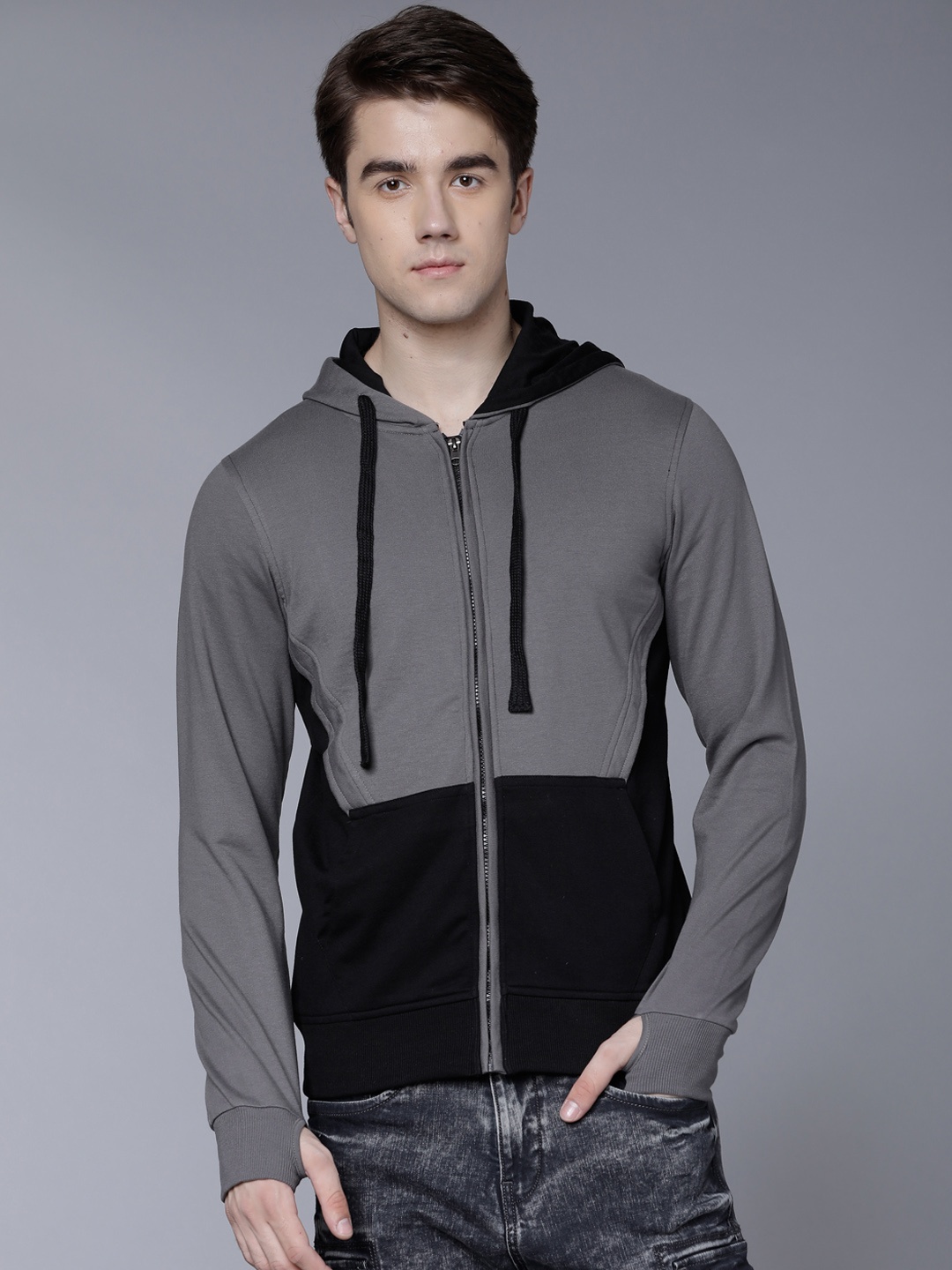 

HIGHLANDER Men Black & Grey Colourblocked Hooded Sweatshirt