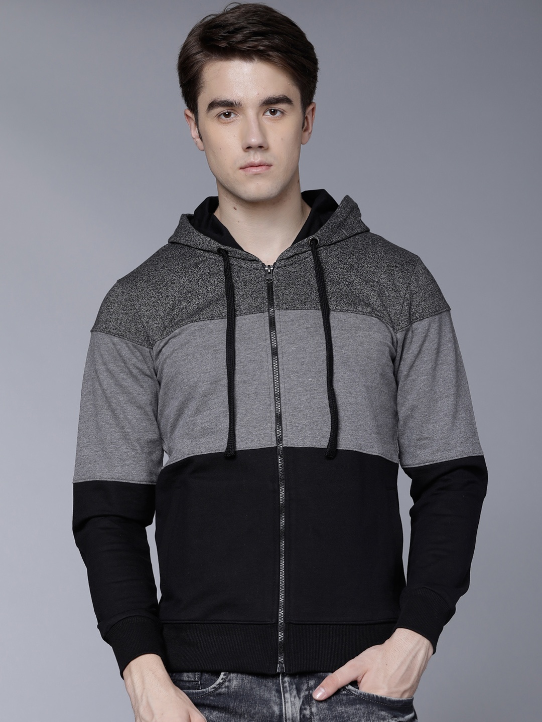

HIGHLANDER Men Black & Grey Colourblocked Hooded Sweatshirt