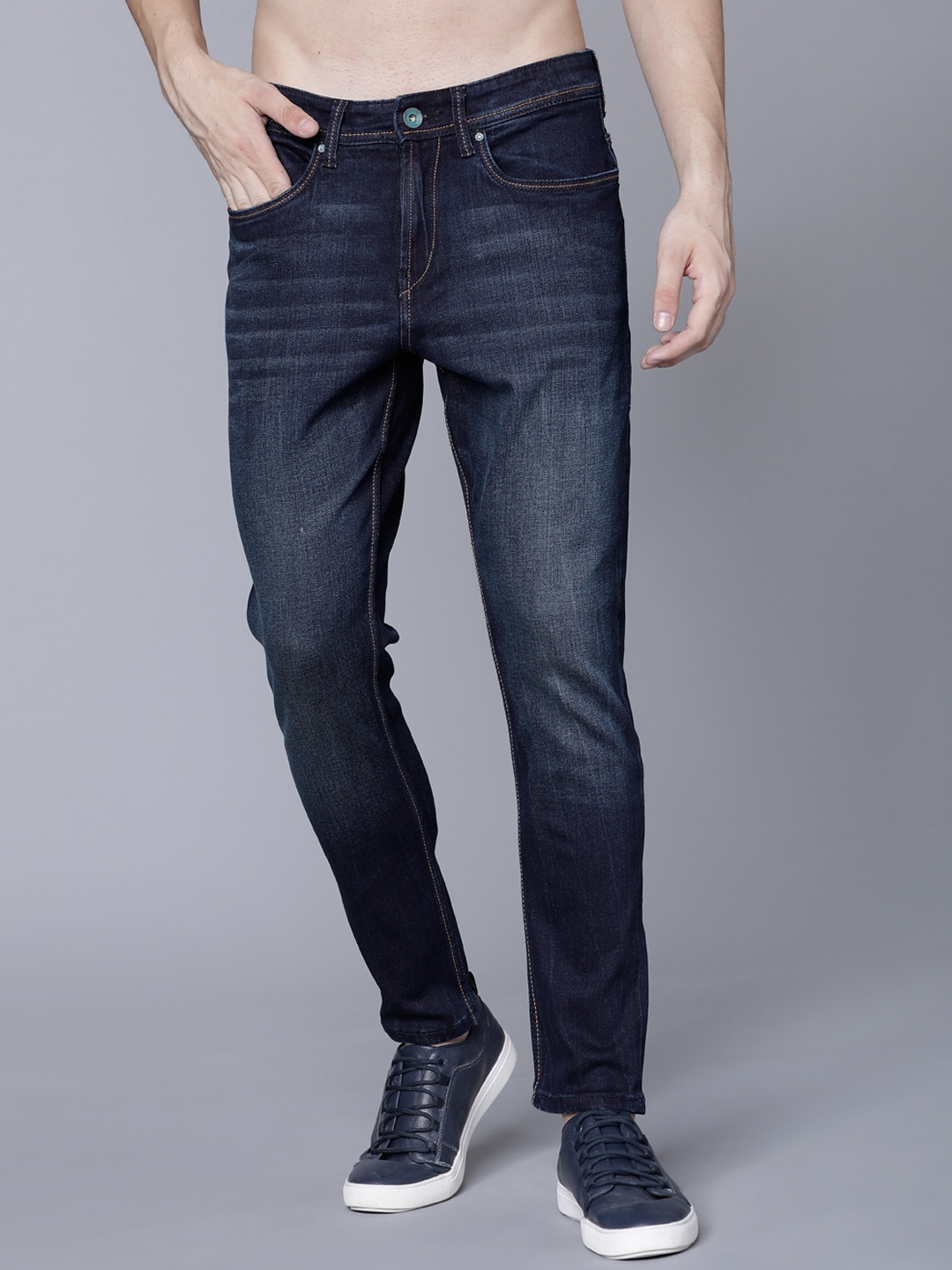 

LOCOMOTIVE Men Blue Tapered Fit Mid-Rise Clean Look Stretchable Jeans