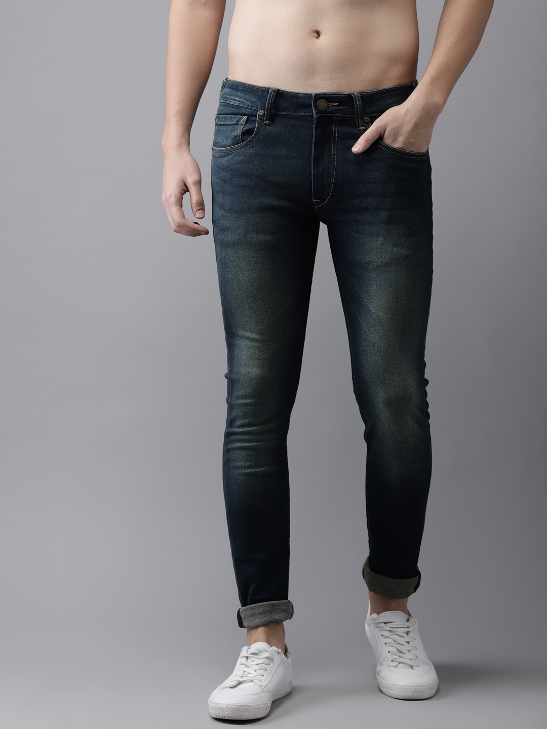 

HERE&NOW Men Blue Skinny Fit Mid-Rise Clean Look Stretchable Jeans