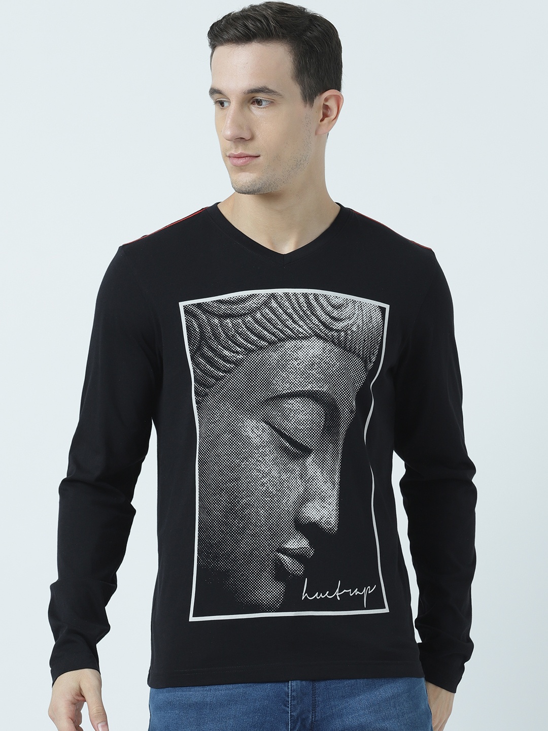 

Huetrap Men Black Printed V-Neck T-shirt