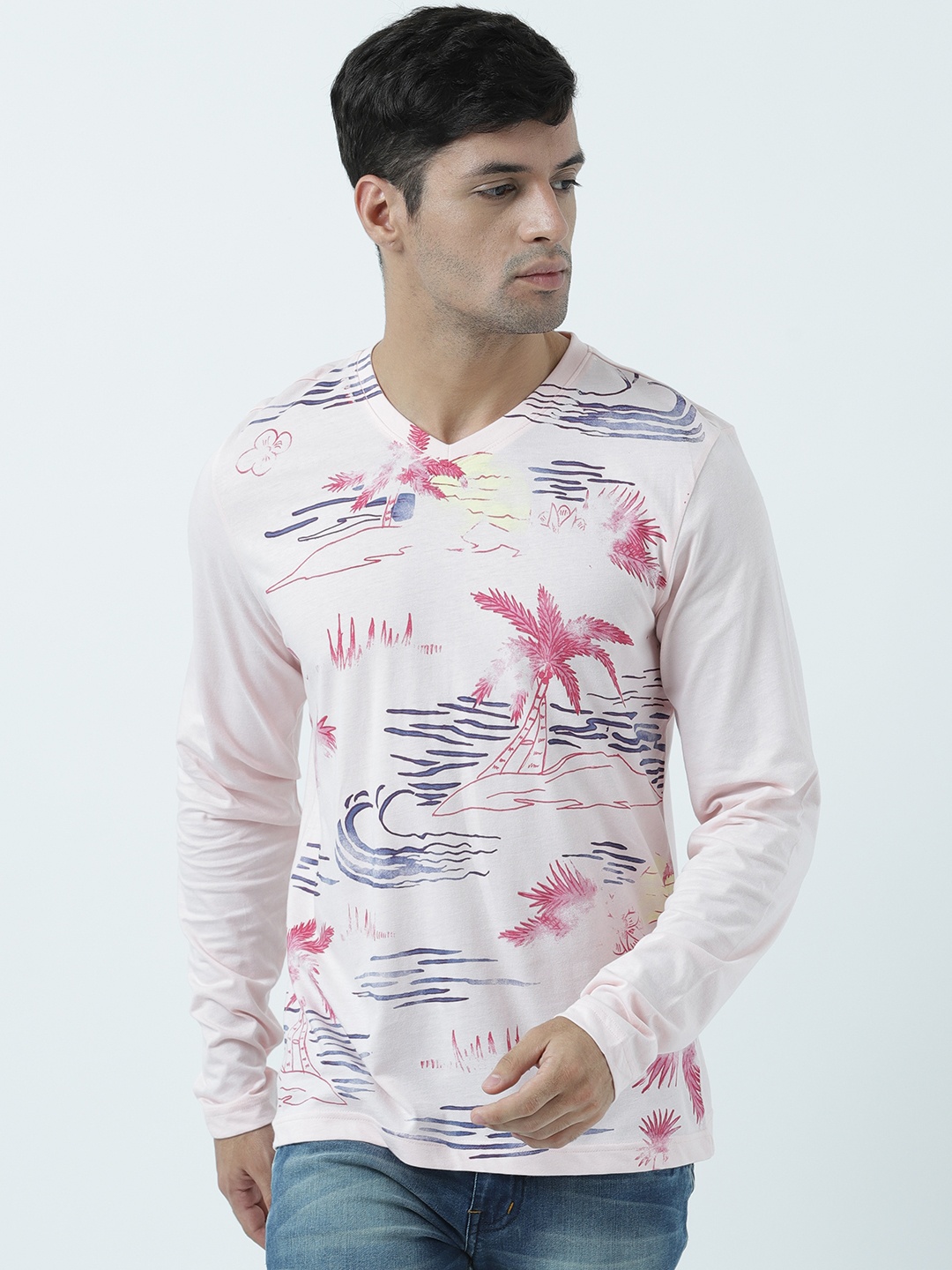 

Huetrap Men Pink Printed V-Neck T-shirt