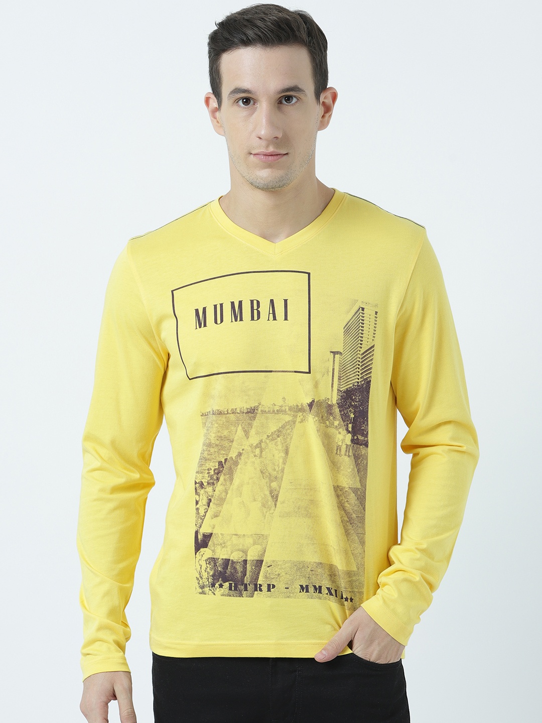 

Huetrap Men Yellow Printed V-Neck T-shirt