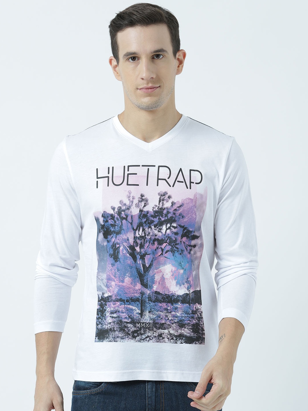 

Huetrap Men White Printed V-Neck T-shirt