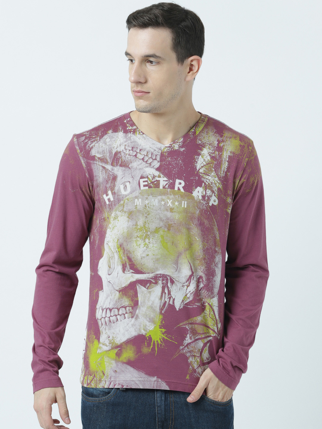 

Huetrap Men Purple Printed V-Neck T-shirt