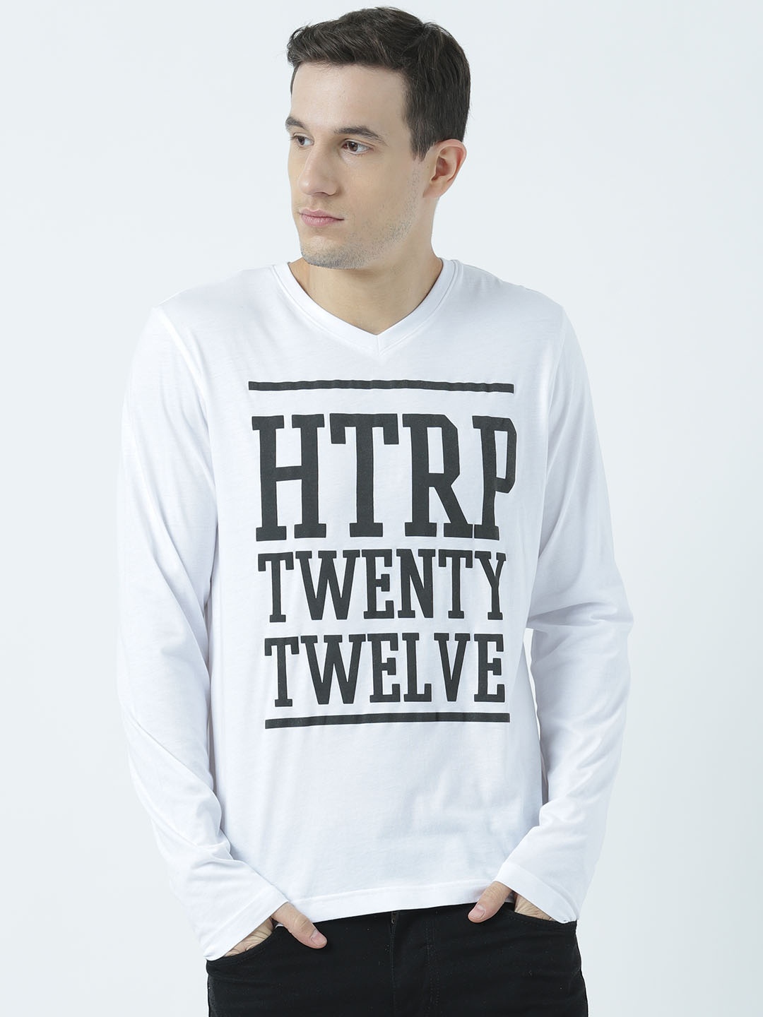 

Huetrap Men White Printed V-Neck Pure Cotton T-shirt