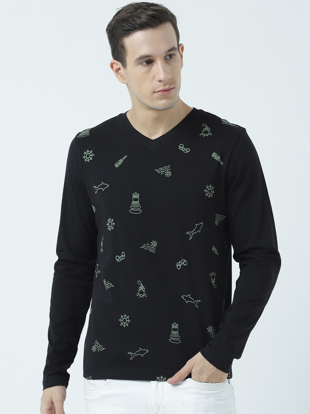 

Huetrap Men Black Printed V-Neck T-shirt