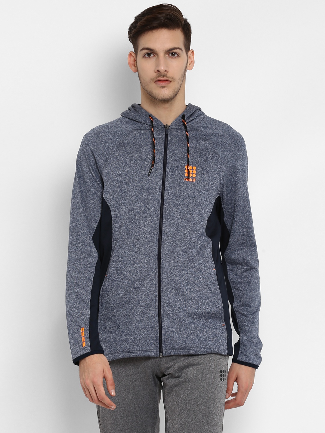 

rock.it Men Grey Printed Hooded Sweatshirt