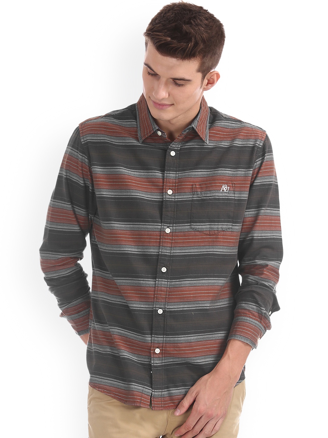 

Aeropostale Men Brown Regular Fit Striped Casual Shirt