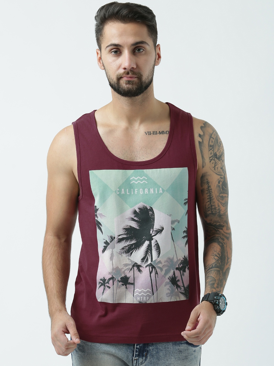 

Huetrap Men Maroon Printed Scoop Neck T-shirt