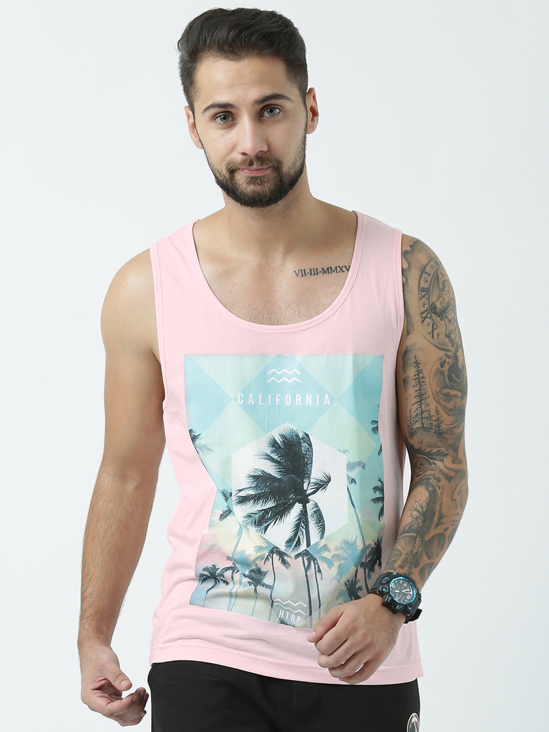 

Huetrap Men Pink Printed Scoop Neck T-shirt