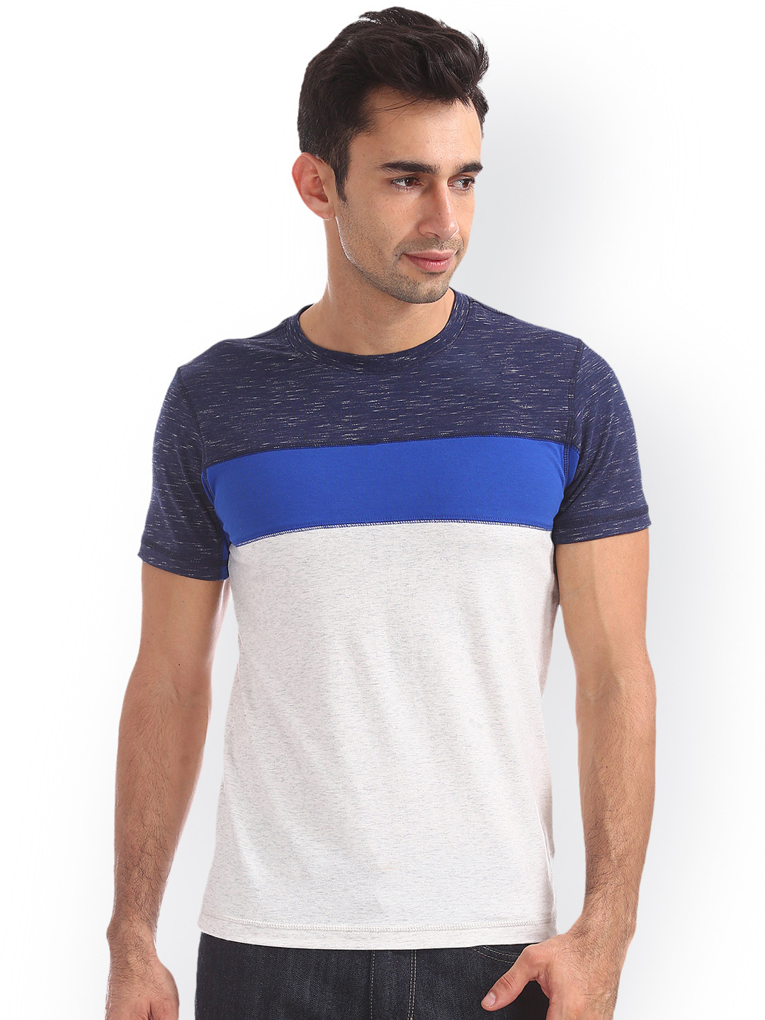 

Aeropostale Men White Striped Round Neck T-shirt