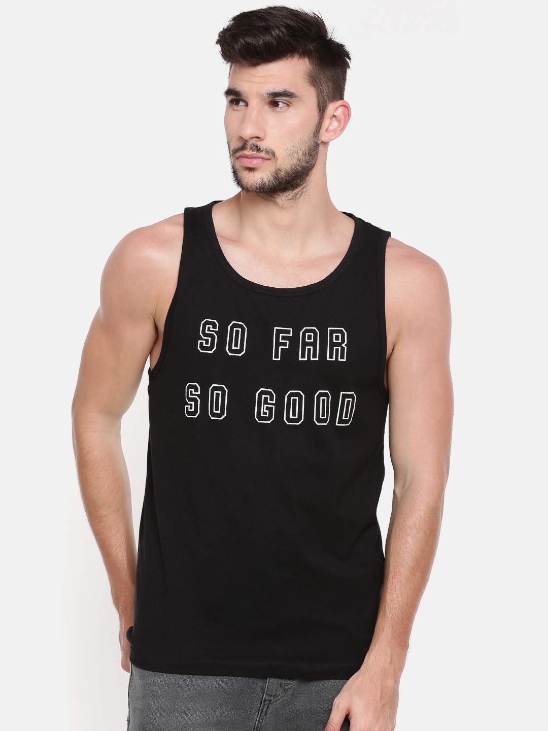 

Chennis Men Black Printed Scoop Neck T-shirt