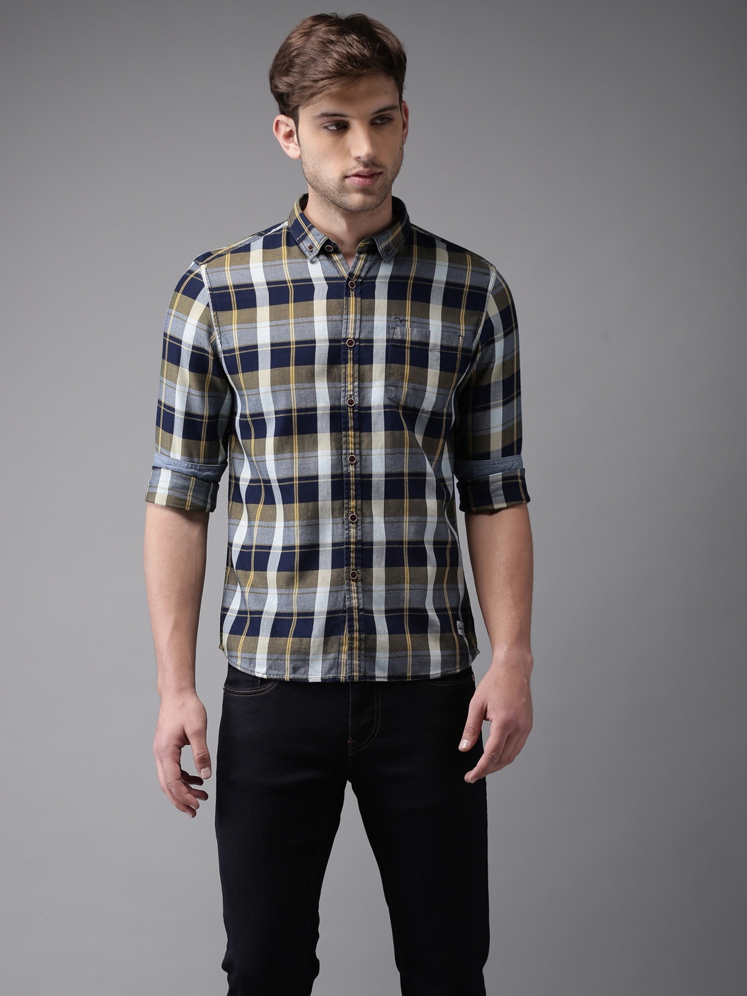 

Flying Machine Men Navy Blue & Yellow Regular Fit Checked Casual Shirt