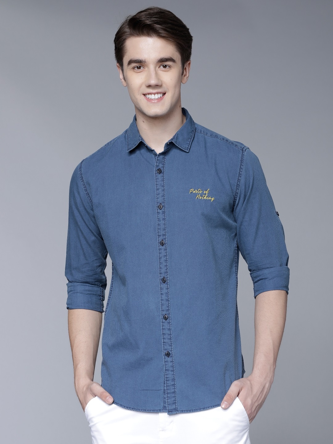 

LOCOMOTIVE Men Blue Slim Fit Solid Casual Shirt
