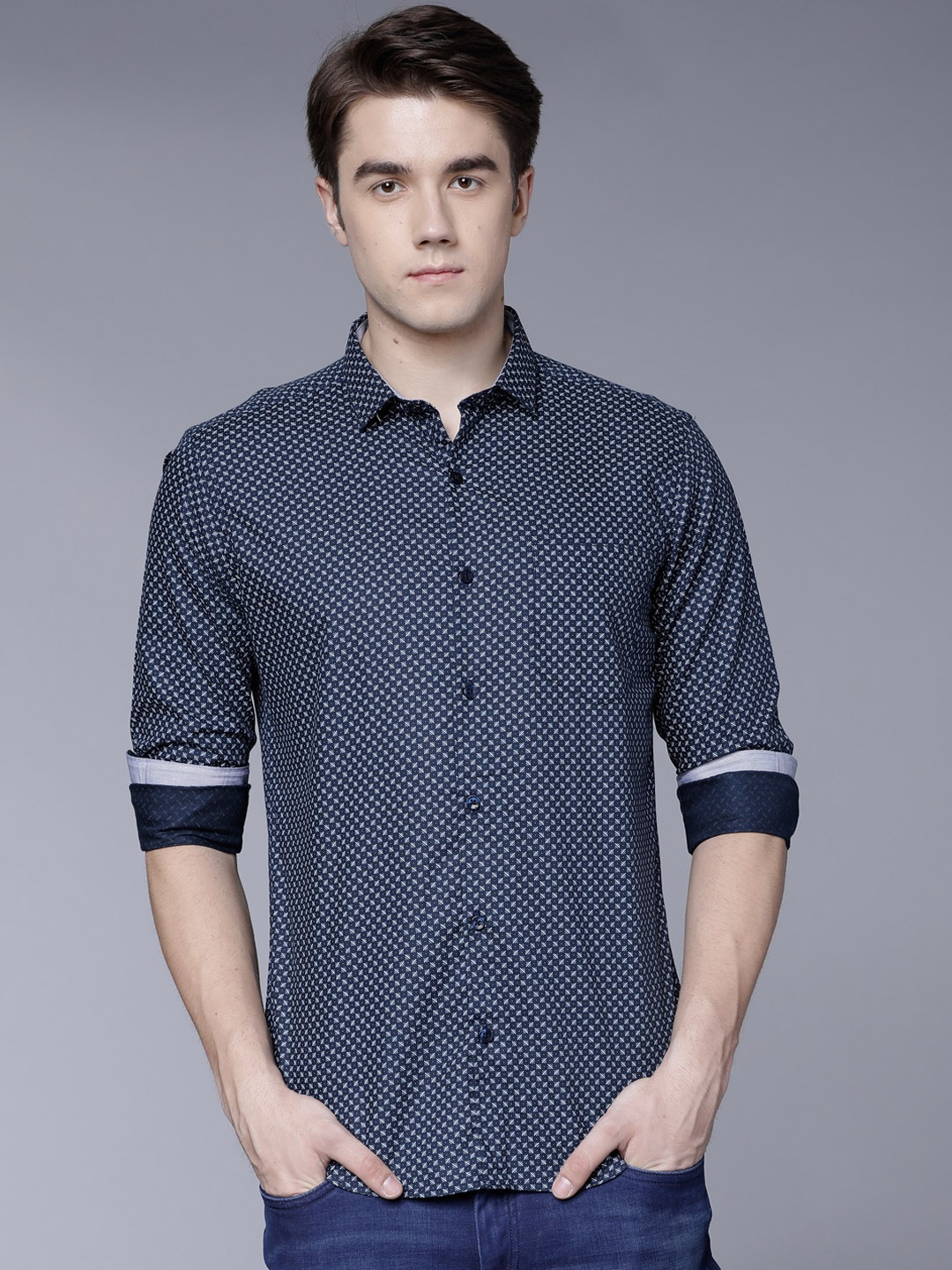 

Black coffee Men Navy Blue Slim Fit Printed Casual Shirt